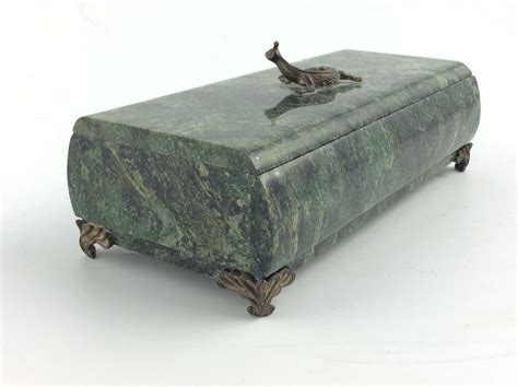 russan stone metal footed box lizard|Vintage Russian footed marble Jewelry ring box with Lizard.